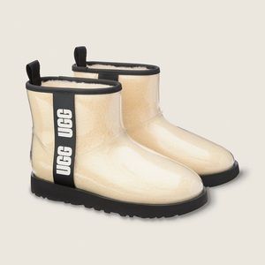 Woman’s Ugg Classic Clear Mini Beige Boots size 9 new w/o box
